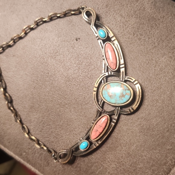 More goodies - Picture 3 of 5